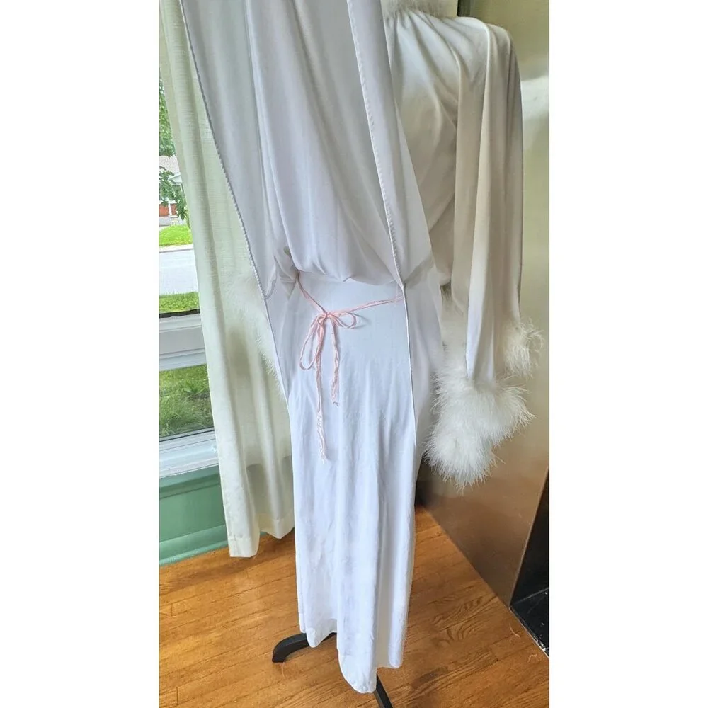 RARE vintage 1970s peignoir, marabou feather trim, angel sleeves, glam Hollywood - Picture 5 of 9